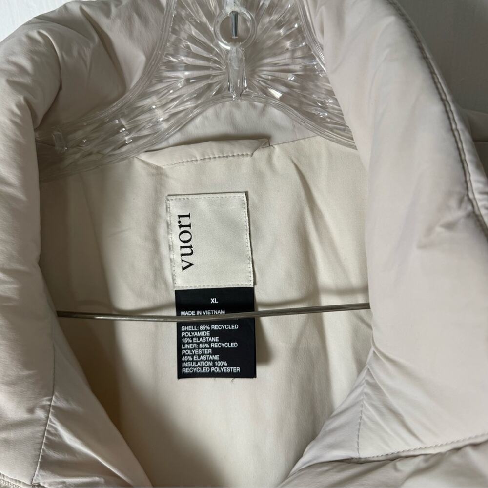 Vuori Canyon Insulated Jacket in Bone XL - Picture 7 of 8
